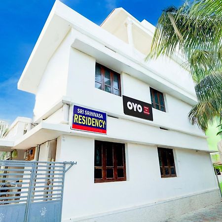 Hotel O Sri Srinivasa Residency Каньякумарі Екстер'єр фото